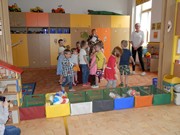 BAZÁREK - učíme dospěláky třídit odpady